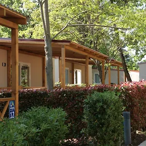 Prázdninový areál Camping Adria Mobile Homes Lanterna