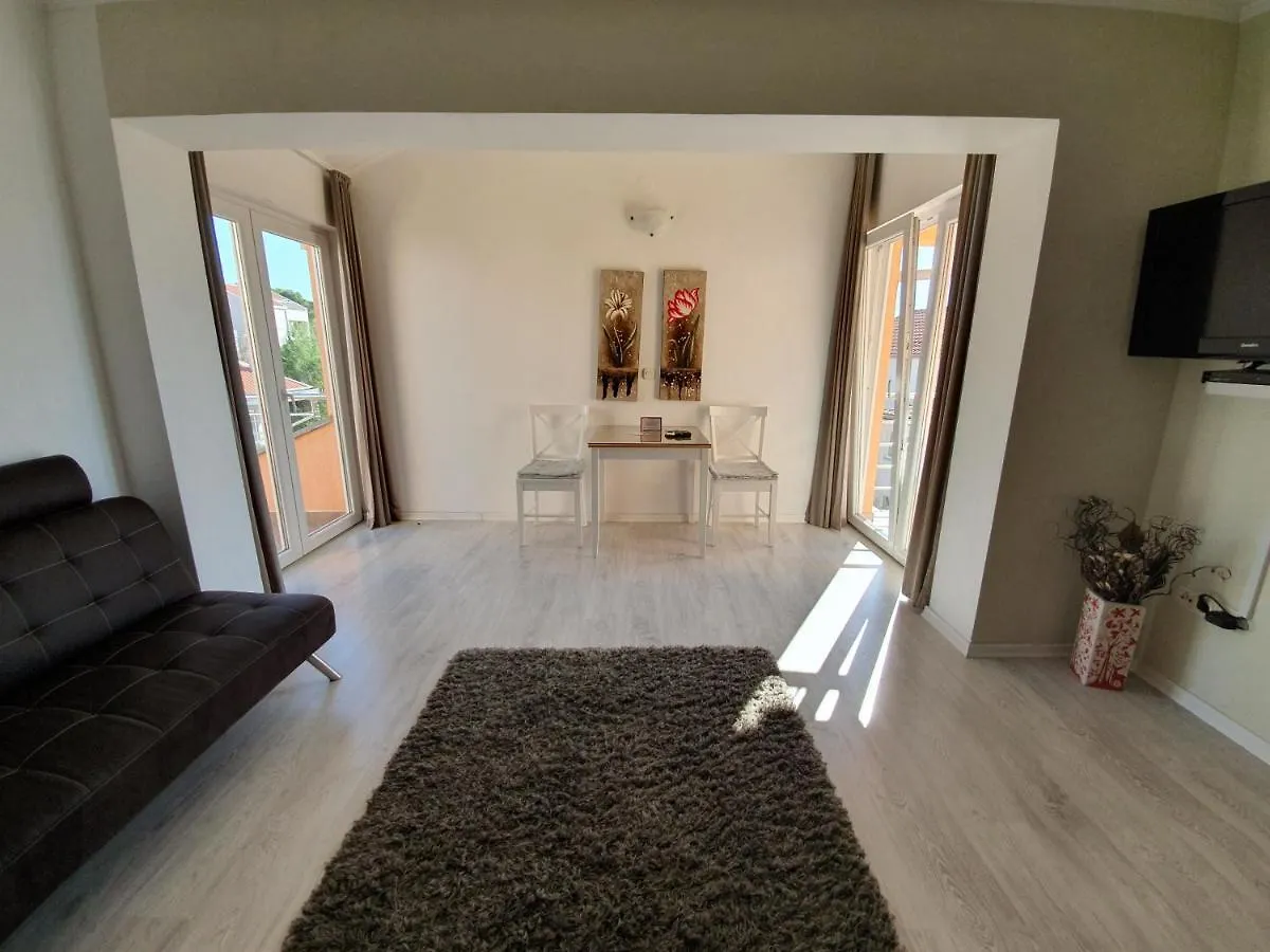 Villa Julian Zadar 3*,  Croatia